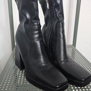 Princess Polly Black Platform Boots Size 5 - almost new